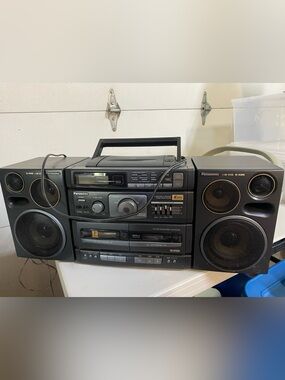 Panasonic RX-DT680 CD Cassette AM/FM Boombox TESTED